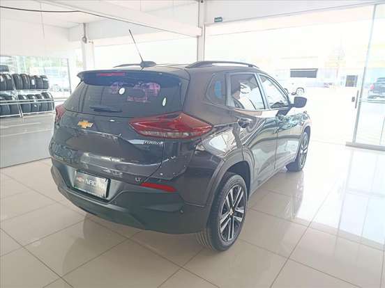 CHEVROLET-TRACKER-2024