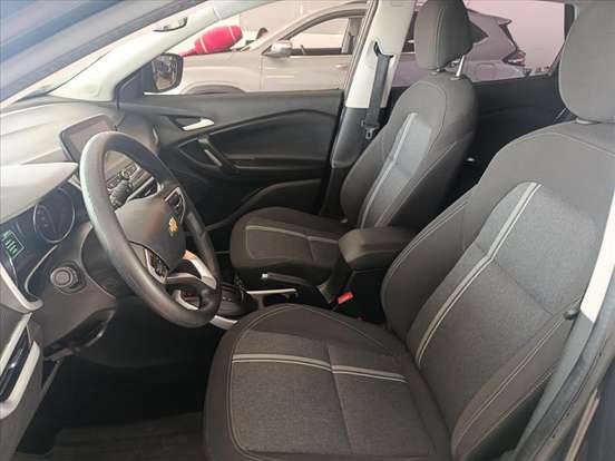 CHEVROLET-TRACKER-2024
