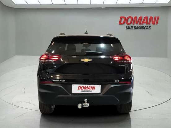CHEVROLET-TRACKER-2023