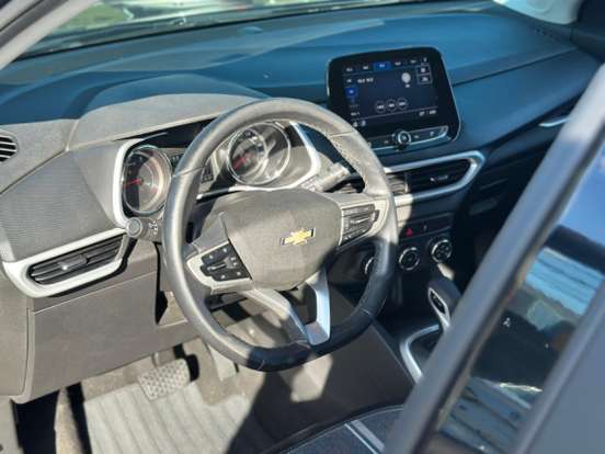 CHEVROLET-TRACKER-2022