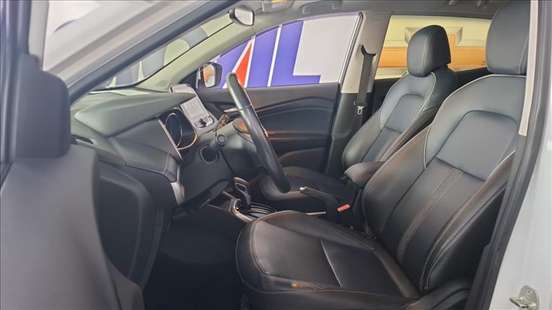 CHEVROLET-TRACKER-2023