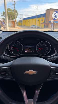 CHEVROLET-TRACKER-2020
