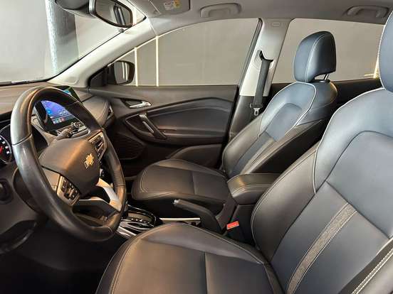 CHEVROLET-TRACKER-2021