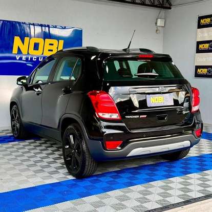 CHEVROLET-TRACKER-2018