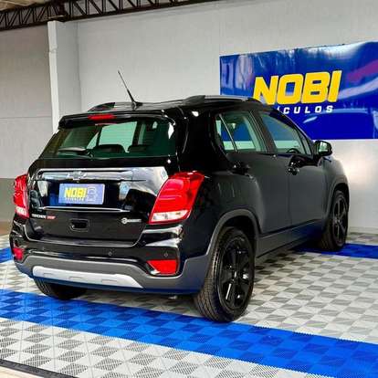 CHEVROLET-TRACKER-2018
