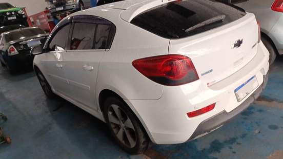 CHEVROLET-CRUZE-2013