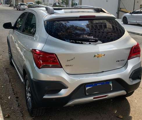 CHEVROLET-ONIX-1.4 MPFI ACTIV 8V FLEX 4P AUTOMÁTICO CHEVROLET-ONIX-2018