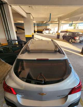 CHEVROLET-ONIX-2018