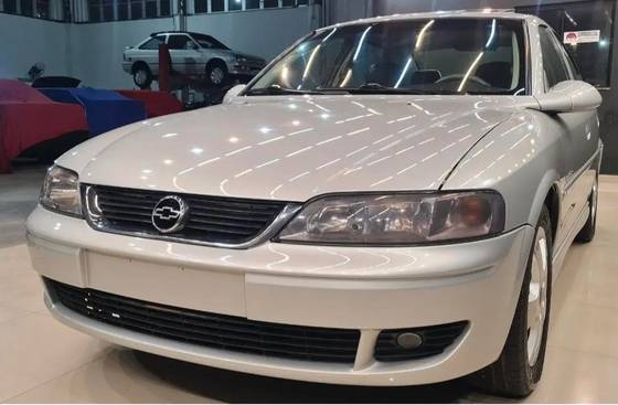 CHEVROLET VECTRA 2.2 MPFI GL MILENIUM 8V GASOLINA 4P MANUAL
