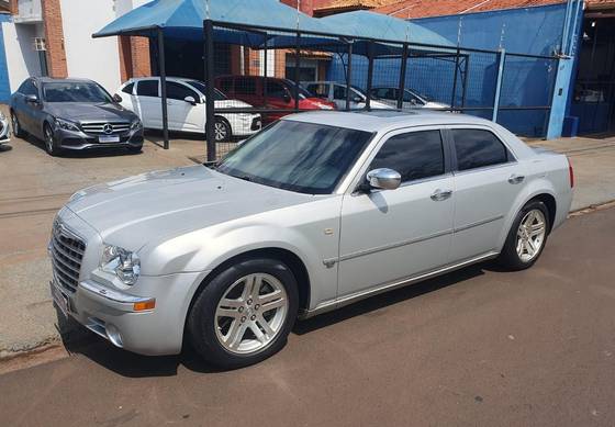 CHRYSLER 300 C 5.7 HEMI SEDAN V8 16V GASOLINA 4P AUTOMÁTICO