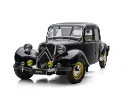 CITROËN TRACTION AVANT 1.9 LEGERE SEDAN 8V GASOLINA 4P AUTOMÁTICO CITROËN TRACTION AVANT 1.9 LEGERE SEDAN 8V GASOLINA 4P AUTOMÁTICO