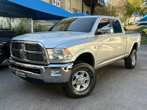 DODGE RAM 6.7 2500 LARAMIE 4X4 CD I6 TURBO DIESEL 4P AUTOMÁTICO