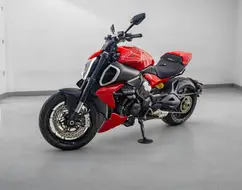 DUCATI DIAVEL V4 DUCATI DIAVEL V4