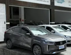 FIAT FASTBACK 1.0 TURBO 200 FLEX IMPETUS CVT FIAT FASTBACK 1.0 TURBO 200 FLEX IMPETUS CVT