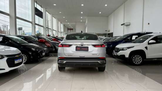 FIAT-FASTBACK-2024