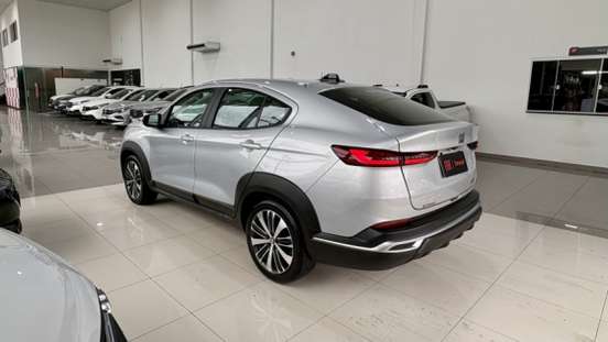 FIAT-FASTBACK-2024
