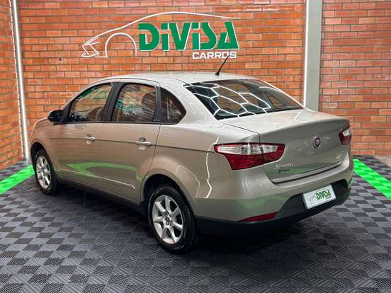 FIAT-GRAND SIENA-1.4 MPI ATTRACTIVE 8V FLEX 4P MANUAL FIAT-GRAND SIENA-2013