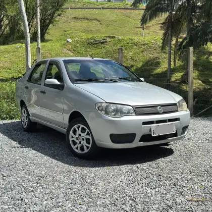 FIAT SIENA 1.0 MPI FIRE CELEBRATION 8V FLEX 4P MANUAL