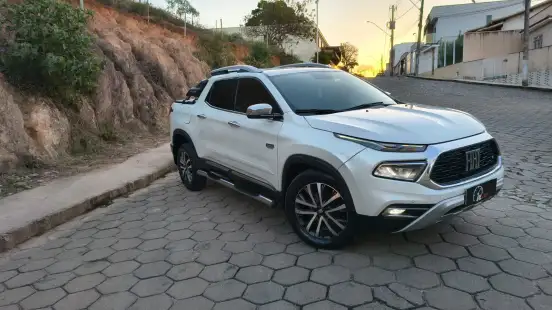 FIAT-TORO-2021