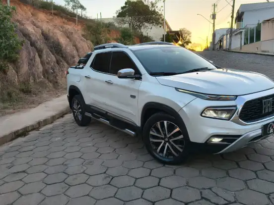 FIAT-TORO-2.0 16V TURBO DIESEL RANCH 4WD AT9 FIAT-TORO-2021