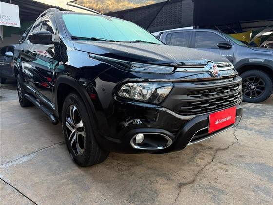 FIAT TORO 2.0 16V TURBO DIESEL FREEDOM 4WD AT9