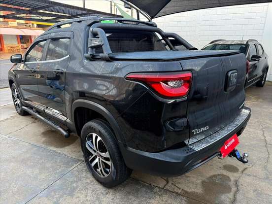 FIAT-TORO-2020
