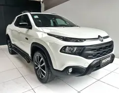 FIAT TORO 2.0 16V TURBO DIESEL ULTRA 4WD AT9 FIAT TORO 2.0 16V TURBO DIESEL ULTRA 4WD AT9