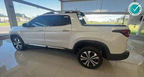 FIAT-TORO-2023