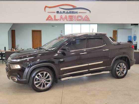 FIAT TORO 2.0 16V TURBO DIESEL VOLCANO 4WD AT9