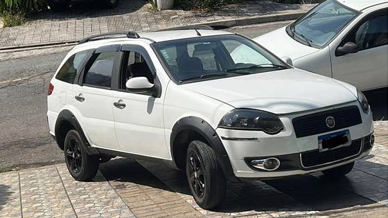 FIAT PALIO 1.6 TREKKING WEEKEND 16V FLEX 4P MANUAL