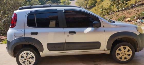 FIAT UNO 1.0 EVO WAY FIRE 8V FLEX 4P MANUAL