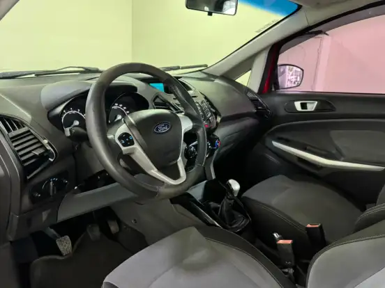 FORD-ECOSPORT-2015