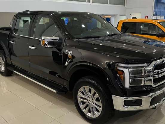 FORD-F-150-5.0 V8 GASOLINA CD LARIAT FX4 AUTOMÁTICO FORD-F-150-2025