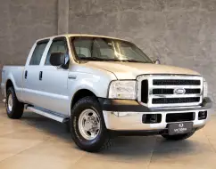 FORD F-250 4.2 XLT 4X2 CD TURBO INTERCOOLER DIESEL 4P MANUAL FORD F-250 4.2 XLT 4X2 CD TURBO INTERCOOLER DIESEL 4P MANUAL