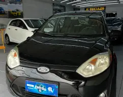 FORD FIESTA 1.6 ROCAM HATCH 8V FLEX 4P MANUAL FORD FIESTA 1.6 ROCAM HATCH 8V FLEX 4P MANUAL