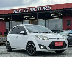 FORD FIESTA 1.0 ROCAM HATCH 8V FLEX 4P MANUAL FORD FIESTA 1.0 ROCAM HATCH 8V FLEX 4P MANUAL