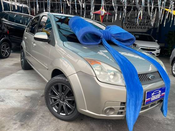 FORD FIESTA 1.6 MPI CLASS HATCH 8V FLEX 4P MANUAL