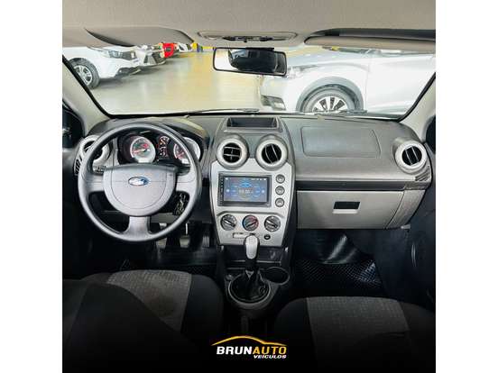 FORD-FIESTA-2012
