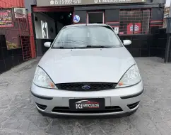 FORD FOCUS 1.6 GL 8V FLEX 4P MANUAL FORD FOCUS 1.6 GL 8V FLEX 4P MANUAL