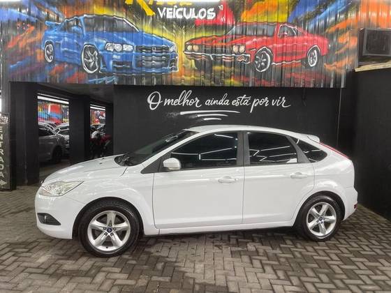 FORD FOCUS 1.6 GLX 16V FLEX 4P MANUAL