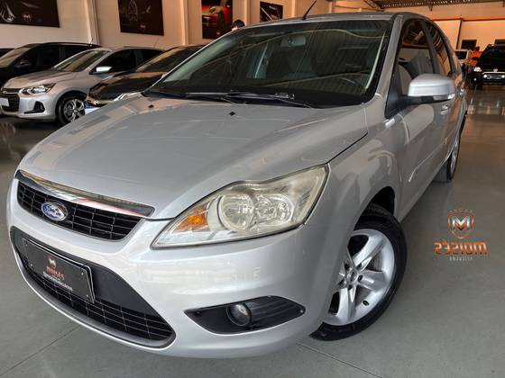 FORD FOCUS 1.6 GLX 8V FLEX 4P MANUAL