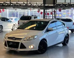 FORD FOCUS 1.6 SE 16V FLEX 4P POWERSHIFT FORD FOCUS 1.6 SE 16V FLEX 4P POWERSHIFT