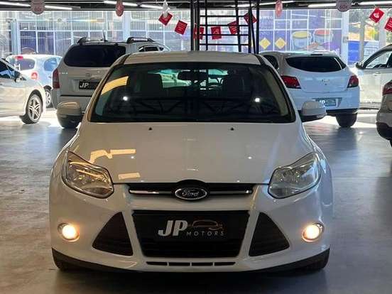 FORD-FOCUS-1.6 SE 16V FLEX 4P POWERSHIFT FORD-FOCUS-2014