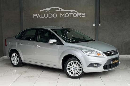 FORD-FOCUS-2013