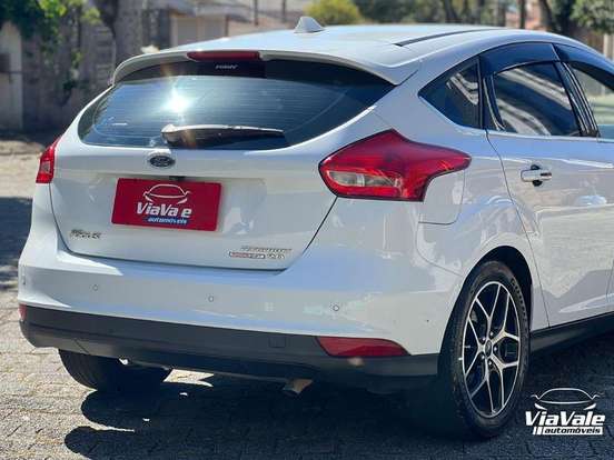 FORD-FOCUS-2.0 TITANIUM 16V FLEX 4P POWERSHIFT FORD-FOCUS-2015