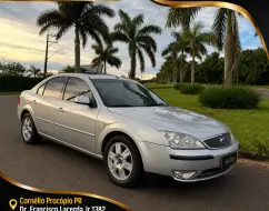 FORD MONDEO 2.0 GHIA 16V GASOLINA 4P AUTOMÁTICO FORD MONDEO 2.0 GHIA 16V GASOLINA 4P AUTOMÁTICO