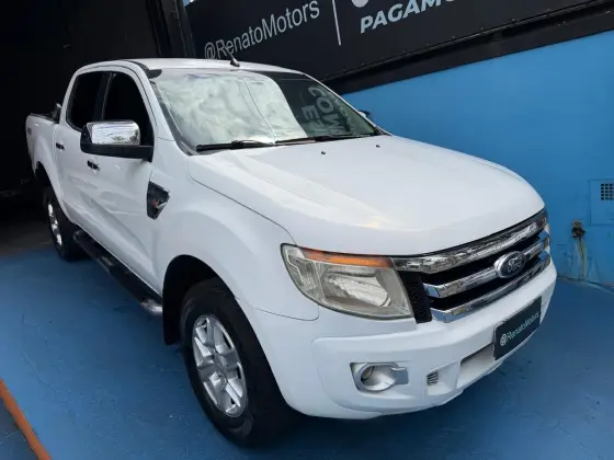 FORD RANGER 3.2 XLT 4X4 CD 20V DIESEL 4P AUTOMÁTICO