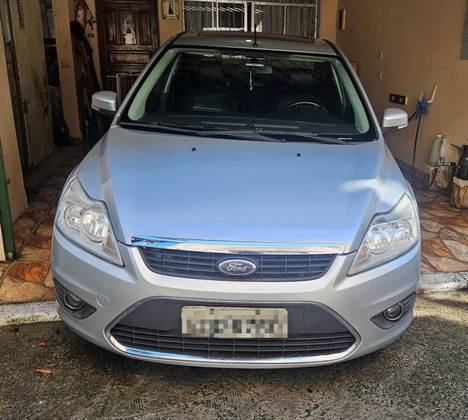 FORD FOCUS 2.0 GHIA SEDAN 16V GASOLINA 4P AUTOMÁTICO