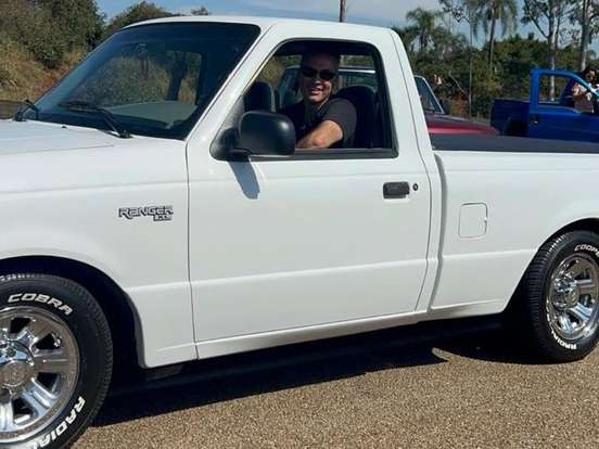 FORD-RANGER-4.0 XL 4X2 CS V6 12V GASOLINA 2P MANUAL FORD-RANGER-1997