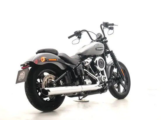 HARLEY-DAVIDSON-STREET BOB HARLEY-DAVIDSON-STREET BOB-2025